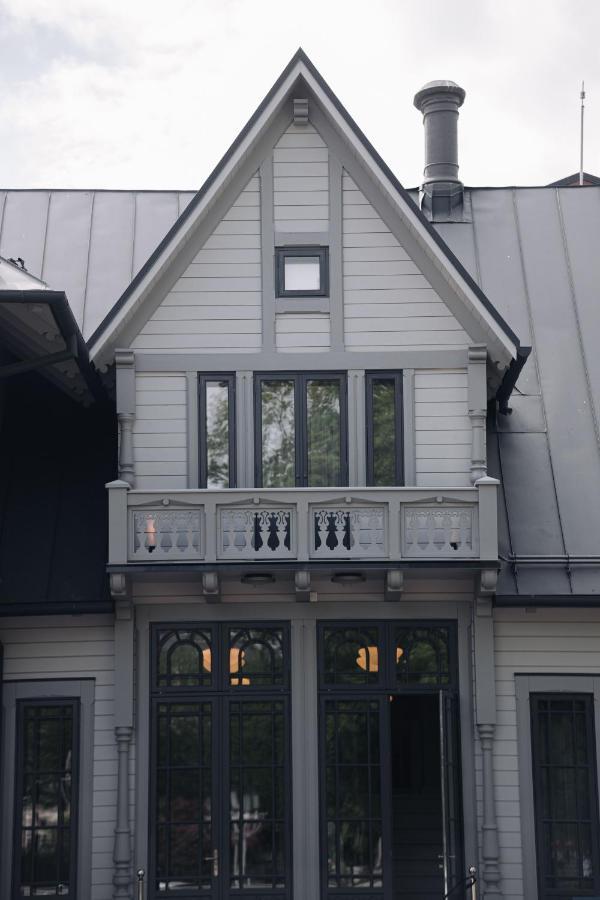 Roze Peldu Residence Liepaja Exterior photo